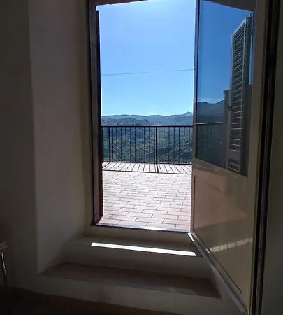 Casa Con 2 In Borgo Medievale Ferienhaus Montegiovi