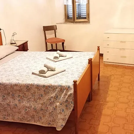Casa Con 2 In Borgo Medievale Holiday home Montegiovi