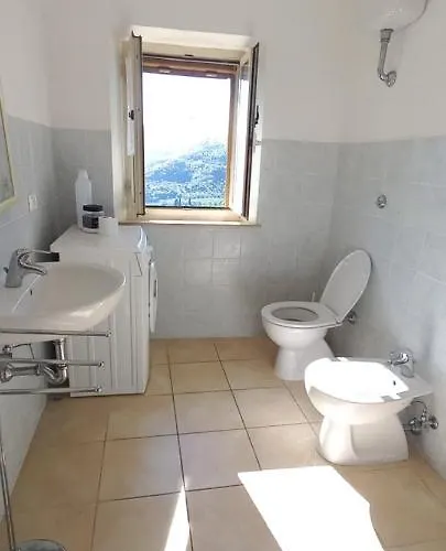 Casa Con 2 In Borgo Medievale * Montegiovi